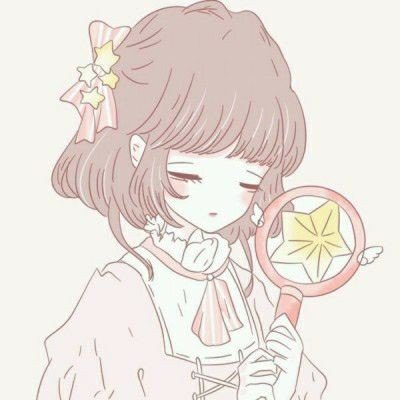 女子美甲被鹦鹉几口卸掉